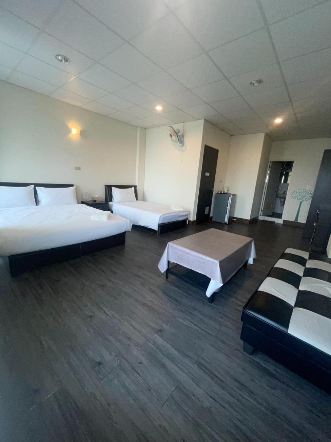 Malaya Guest House Budai Екстериор снимка