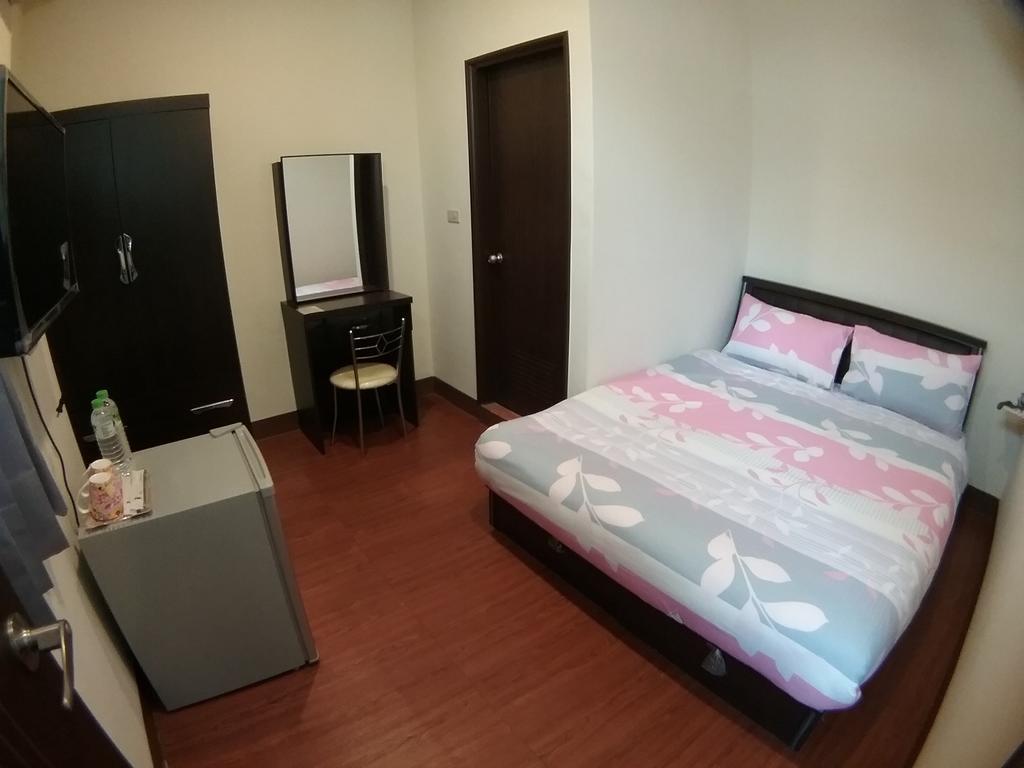 Malaya Guest House Budai Екстериор снимка