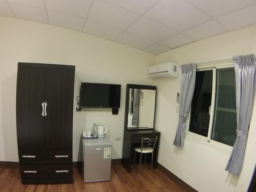 Malaya Guest House Budai Екстериор снимка